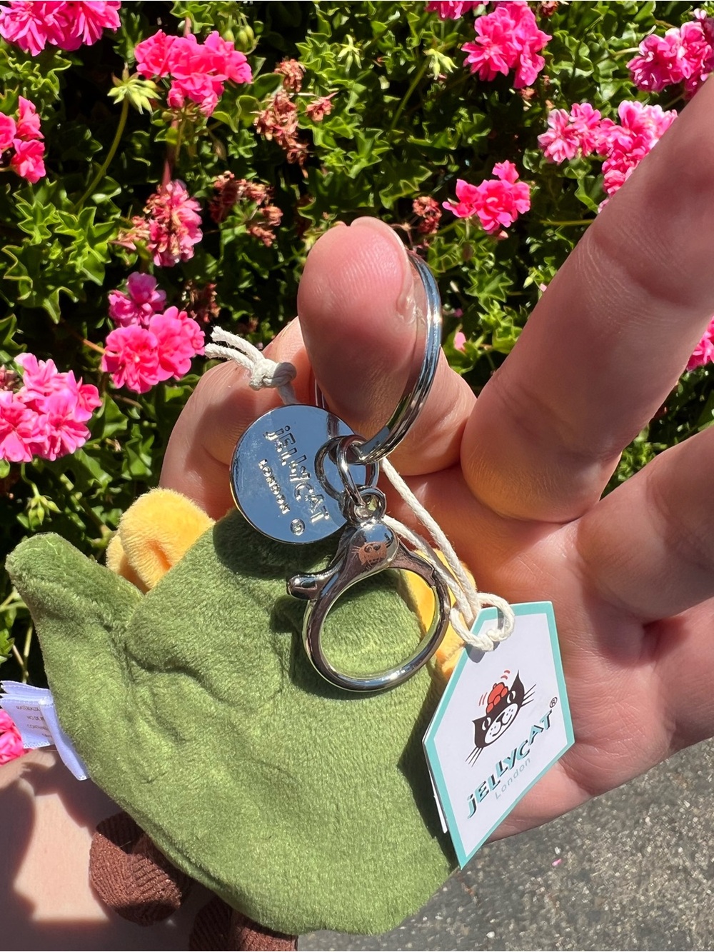 SUNFLOWER PLUSH KEYCHAIN - Picture 4 of 6